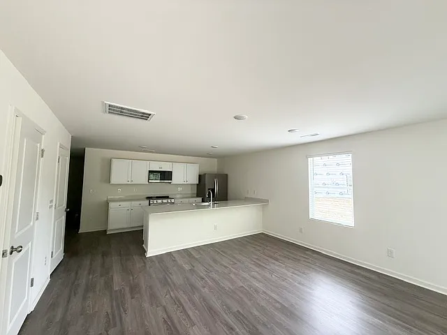 2429 Brookville Dr #1-A — Photo 11