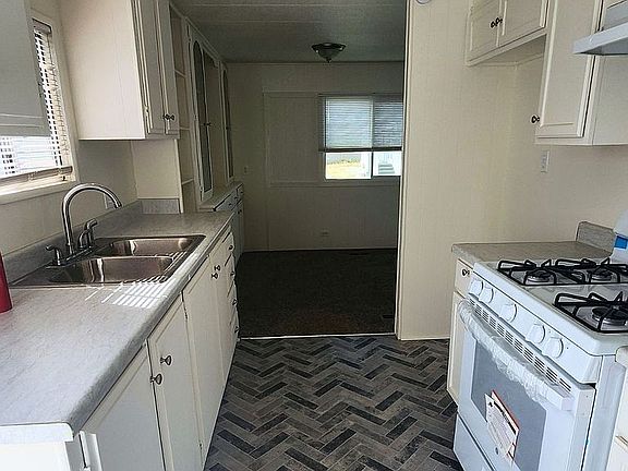 3rd image of 15540 Allie St #62