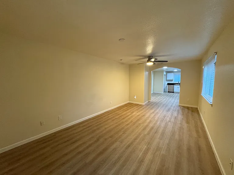 3520 Y St #2 — Photo 3