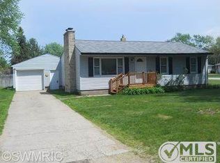 4324 S Quarterline Rd, Muskegon, MI 49444