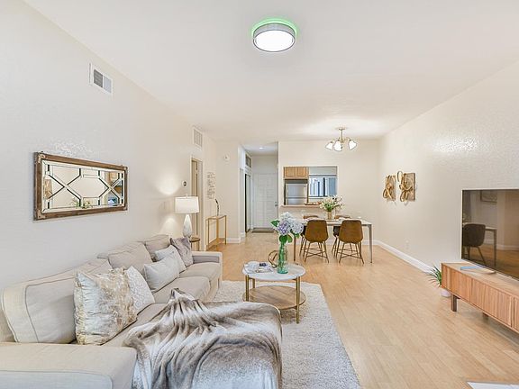 3rd image of 4661 Albany Cir APT 108