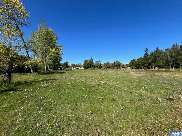 244 Pond Ln, Sequim, WA 98382