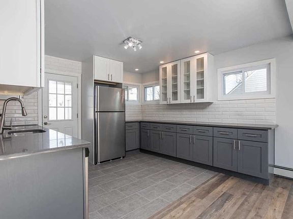 5th image of 3139 Brixton Ln #3139