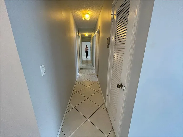 2180 NE 67th St #730 — Photo 8