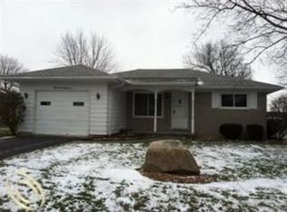 5967 Urban Dr, East China, MI 48054