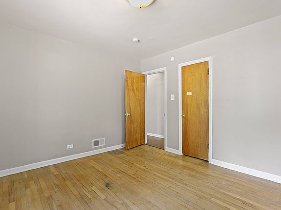 4th image of 2590 S Race St