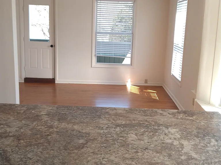 315 Greenway Ave — Photo 24