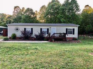 2921 Eagle Point Dr, Trinity, NC 27370