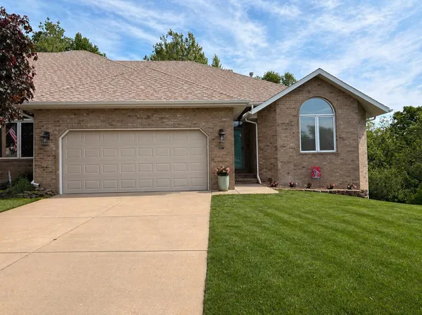 377 E Degraffenreid Street, Springfield, MO 65810