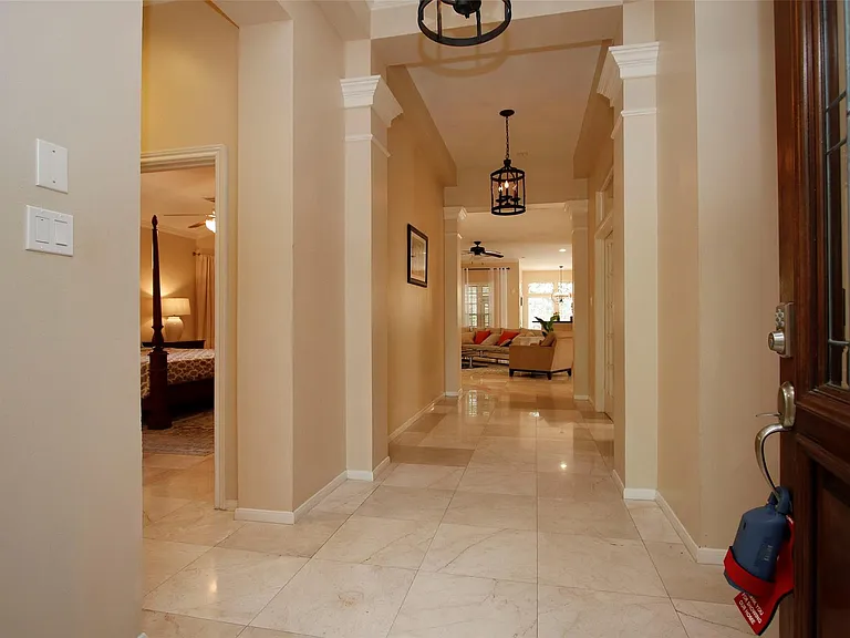 19 E Sunny Slope Cir — Photo 3