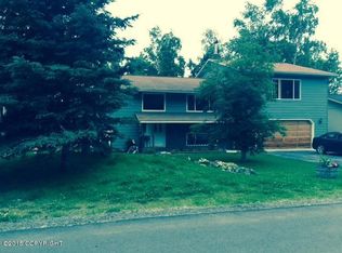 11344 Upper Sunny Cir, Eagle River, AK 99577