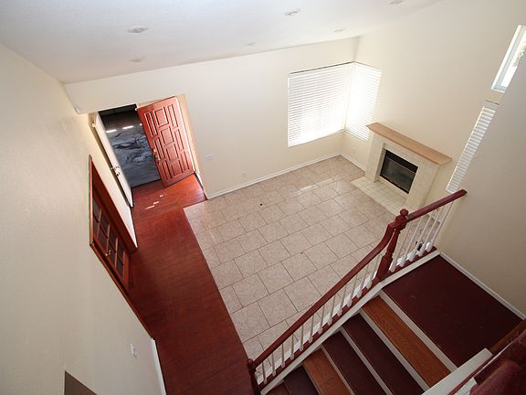 4th image of 10676 Westonhill Dr