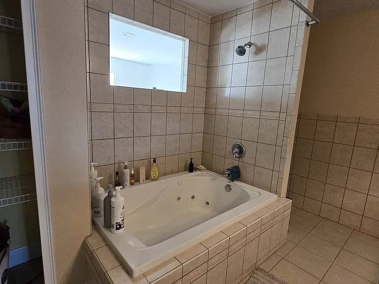 502 W Lester Rd — Photo 23