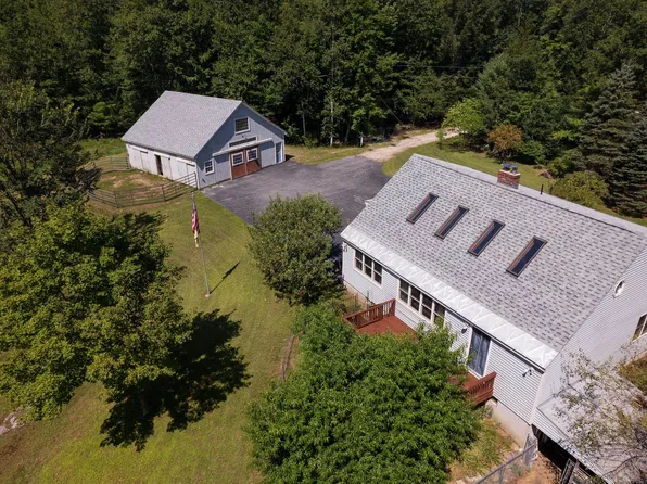 40 Cotton Road, Deerfield, NH 03037