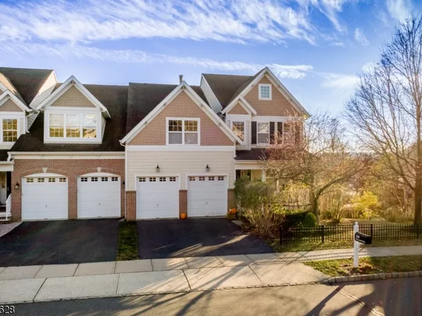 298 Holcombe Way, Lambertville City, NJ 08530