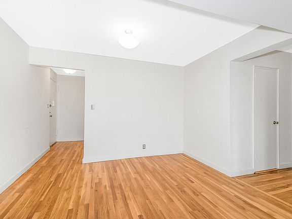 3rd image of 3520 Tryon Ave APT 408