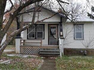 1326 W Elm St, Springfield, MO 65806