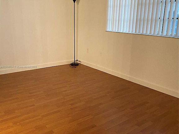 5th image of 375 NE 26th Ave Unit 104