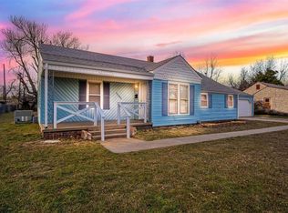 5505 N Harmon Dr, Warr Acres, OK 73122