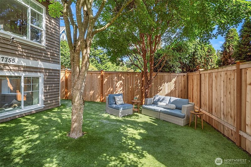 3rd image of 7755 35th Avenue NE