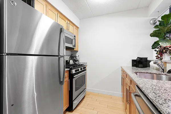 Rented by Corcoran | media 9