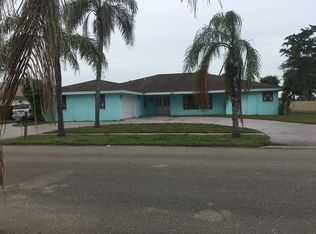 1455 N Mangonia Cir, West Palm Beach, FL 33401