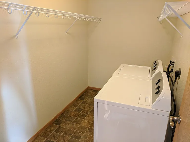 West Lake II Apartments — Photo 88