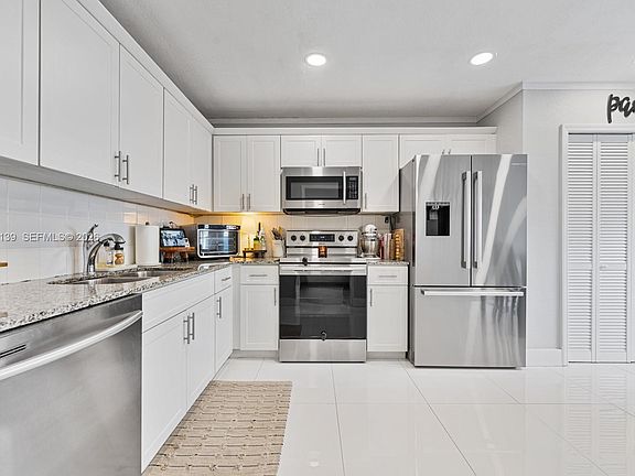 2nd image of 14265 SW 97th Ter