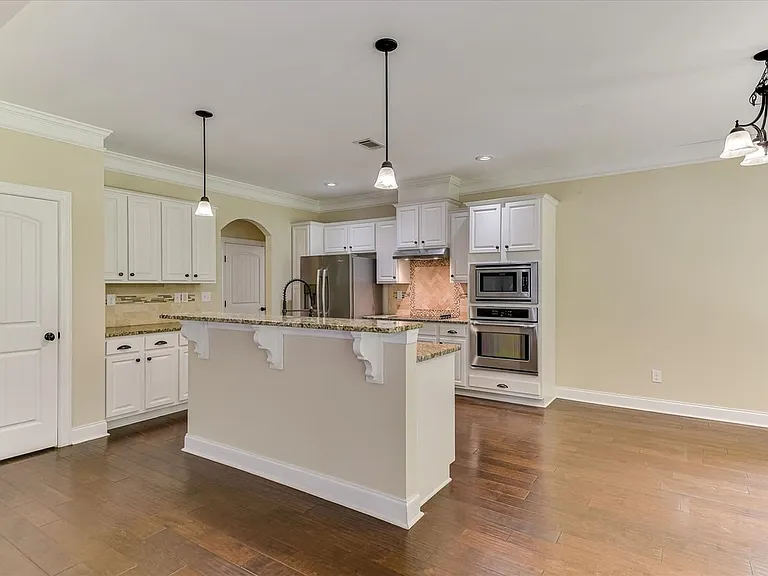 4215 Windslow Dr — Photo 13