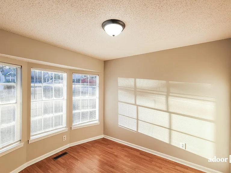 6445 Freda Dr — Photo 8