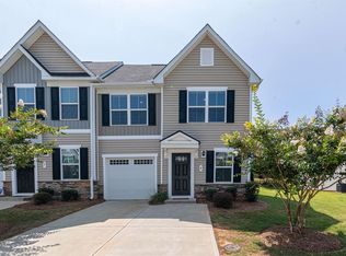9 Englefield Dr, Fountain Inn, SC 29644