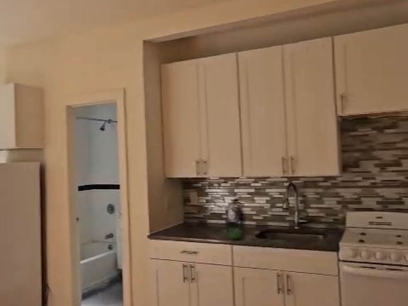 5th image of 348 86th St #3
