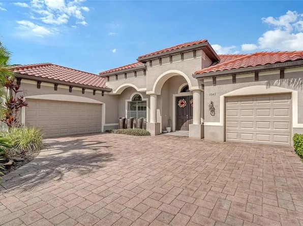 1043 145th Street Cir NE, Bradenton, FL 34212