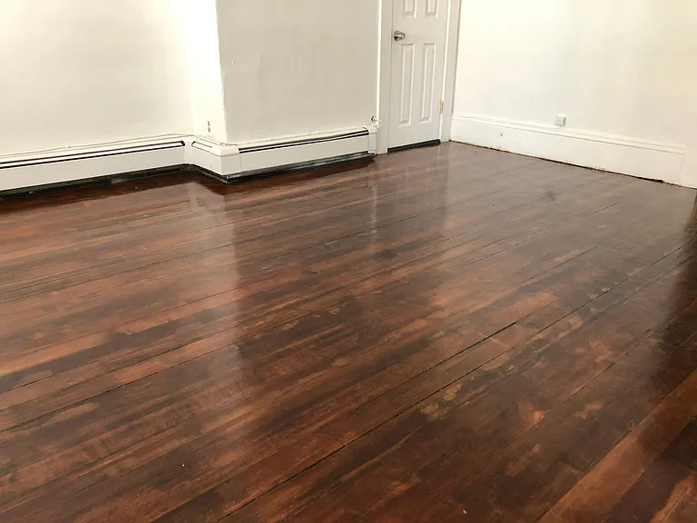 34 Cunard St #2 — Photo 17