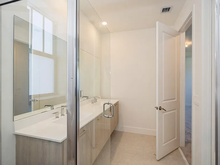 12290 SW 44th Ct — Photo 32
