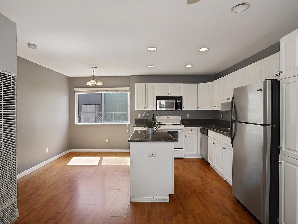 2nd image of 3565 Highland Ave #2