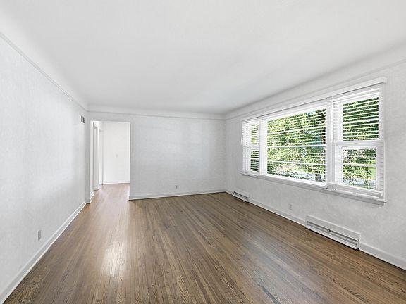 4th image of 6208 Hillside Rd