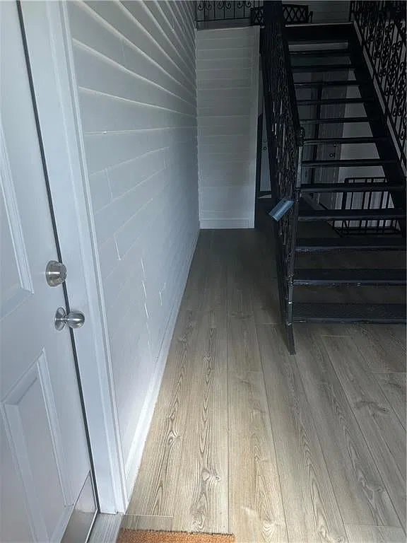 429 Hesper Ave — Photo 4