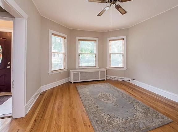 2nd image of 4812 N Oakley Ave APT 1