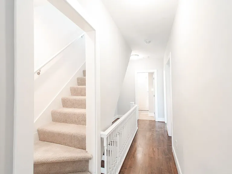 1267 Monroe St NE — Photo 11