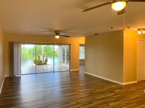 3rd image of 508 SE 6th Ter #508