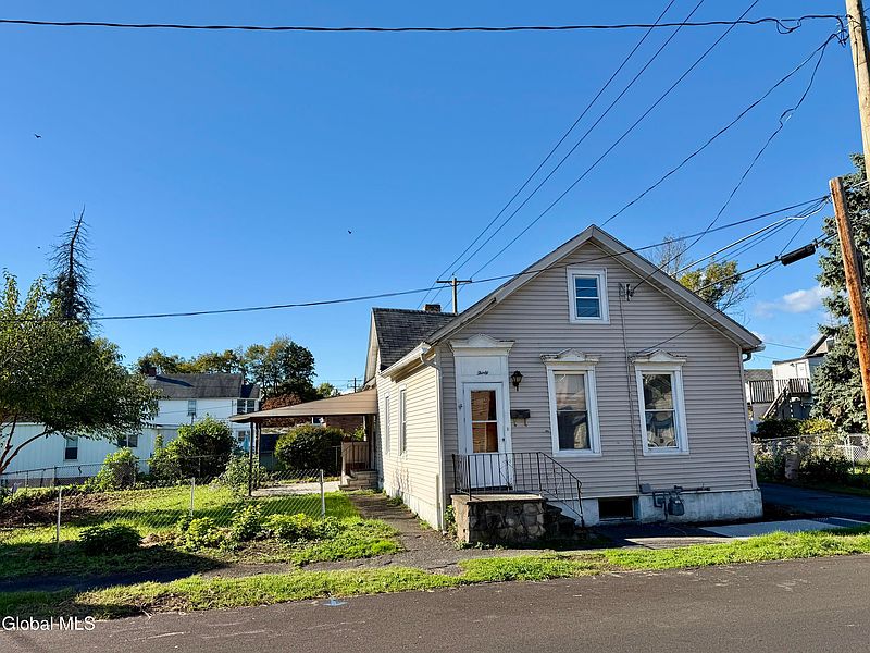 2nd image of 30 122nd Street
