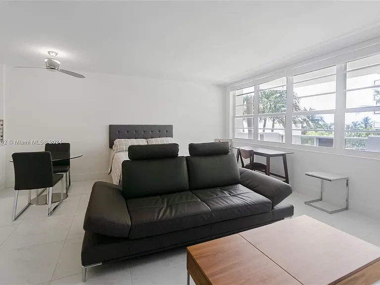 100 Lincoln Rd #436 — Photo 3