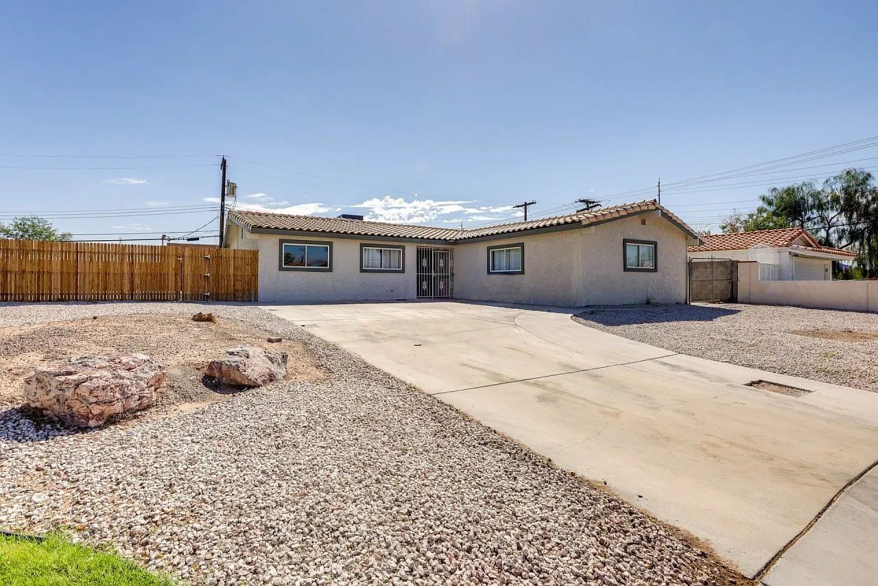2405 Arenas Street - 1 — Photo 1