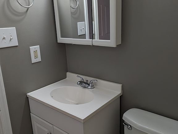 2nd image of 127 Nottoway Dr