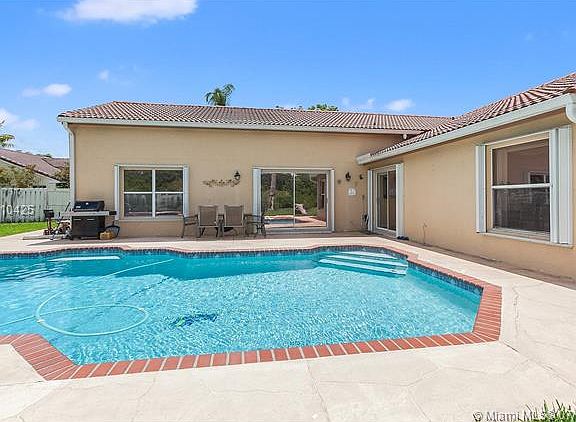 5th image of 1165 NW 134th Ave
