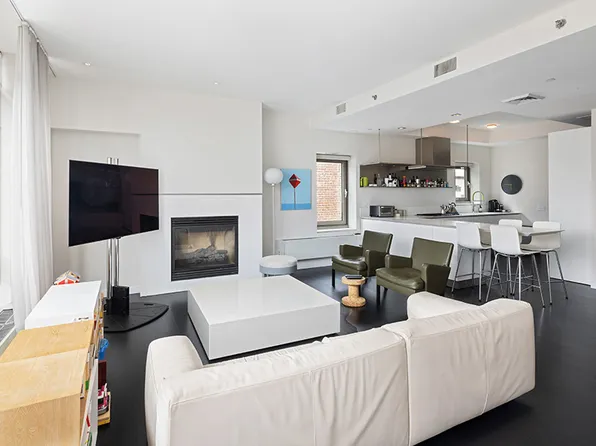 120 West 72nd Street image 7 of 16