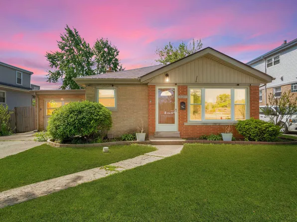 8601 44th St, Lyons, IL 60534