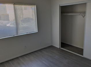 43235 Hacienda St APT R, Hemet, CA 92544