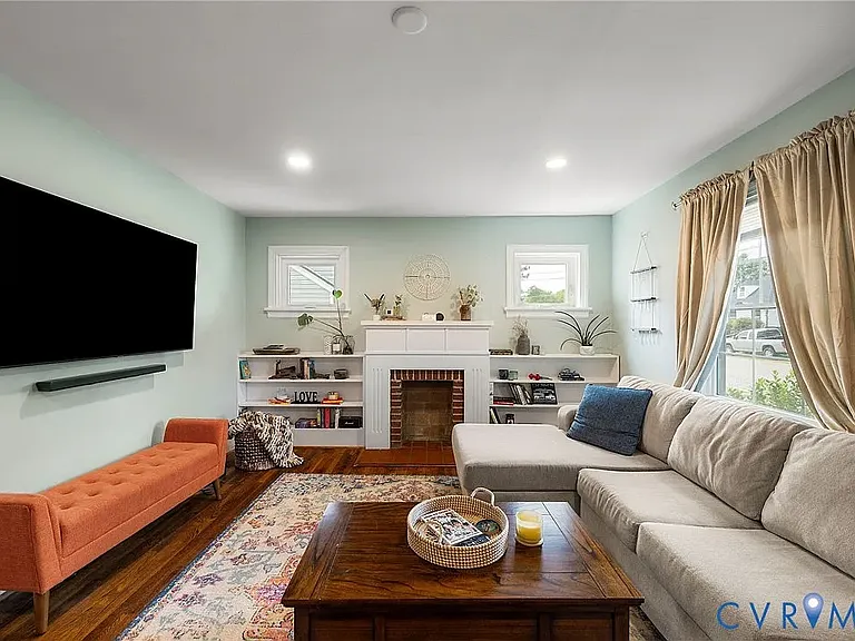 2519 Maplewood Rd #A — Photo 2